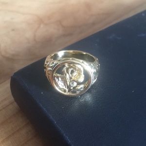 Luv aj rose signet ring